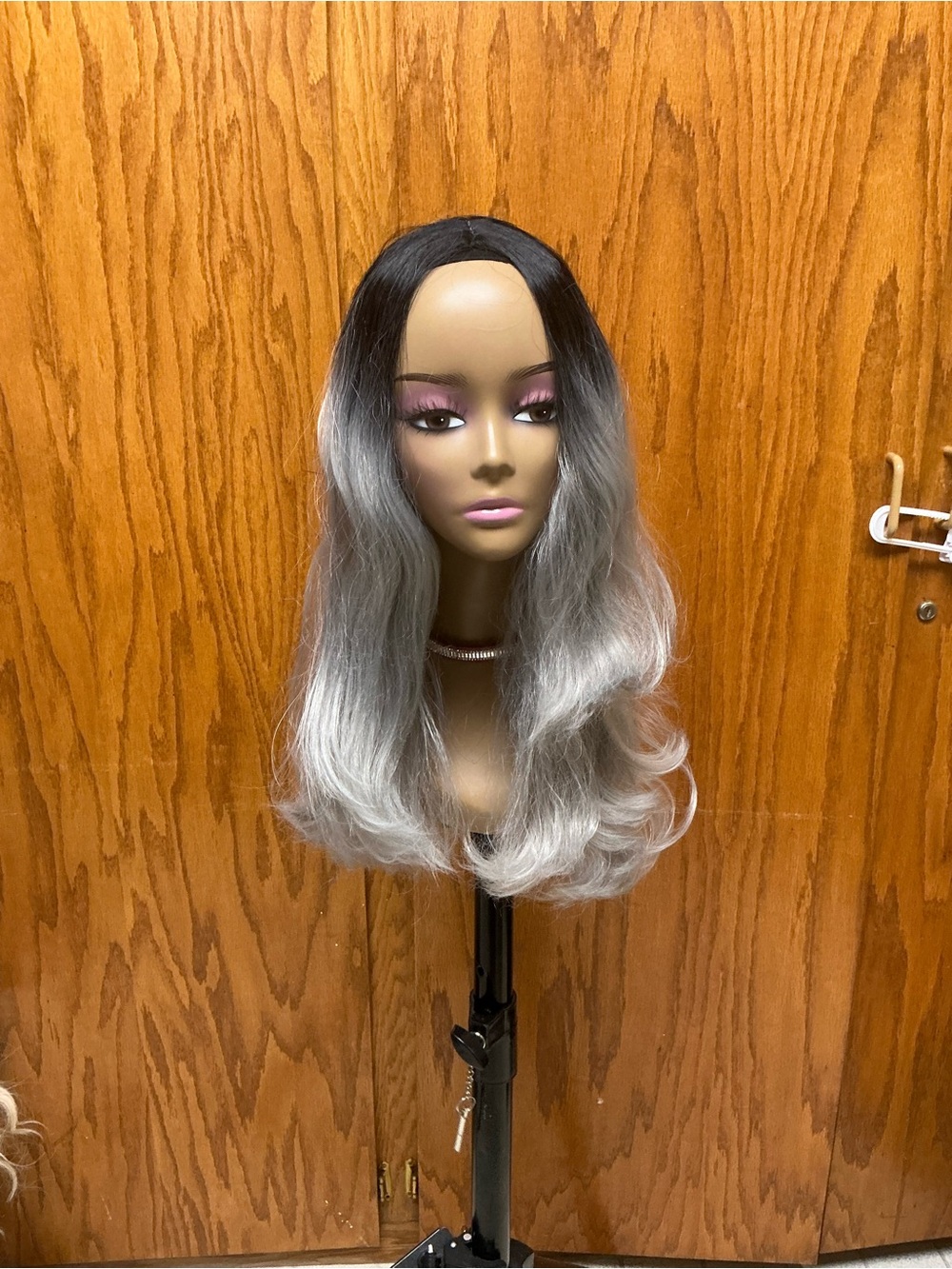 Women's Ombre Grey Lace Front Wig - Natural Wave